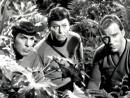 s2-kirk-spock-bones-017.jpg